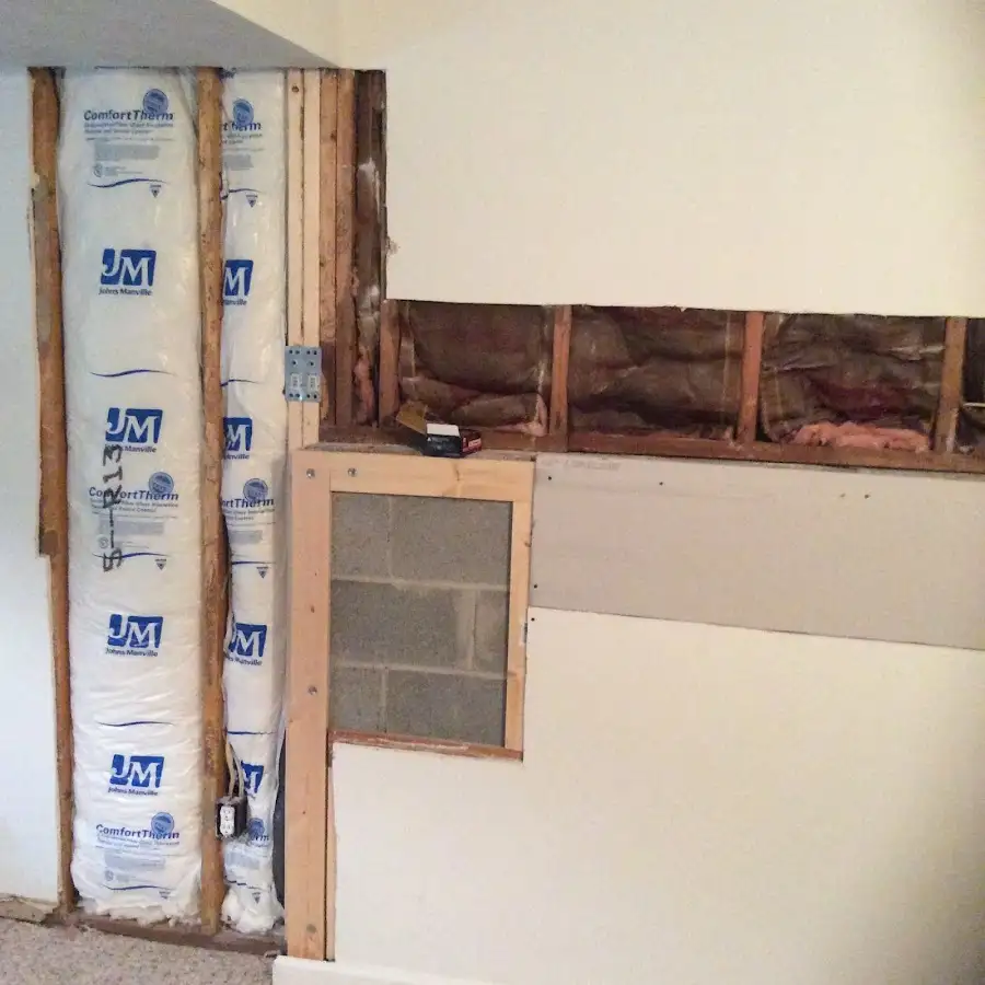 Wall insulation replacement during Structural Drying in Vandalia